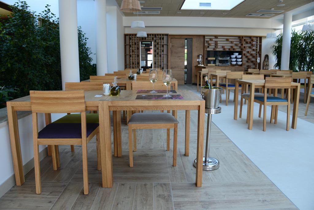 Hotel Nar Trebinje Ngoại thất bức ảnh